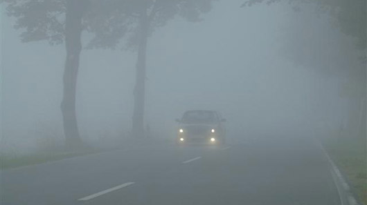 Những kinh nghiệm "sống còn" khi lái xe trong sương mù
