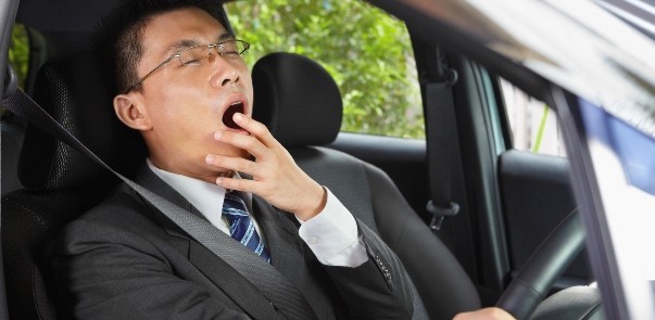 Những nguyên nhân khiến bạn buồn ngủ khi lái xe