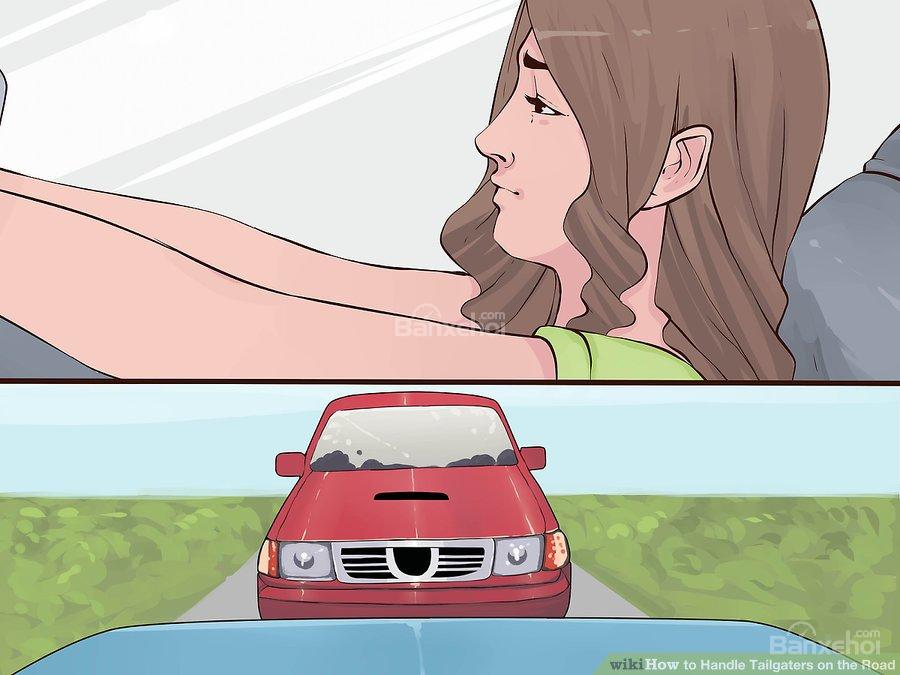 Một số cách đối phó với ô tô bám đuôi
