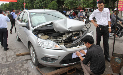 Tài xế Việt đã hiểu đúng về túi khí an toàn trên xe hơi?