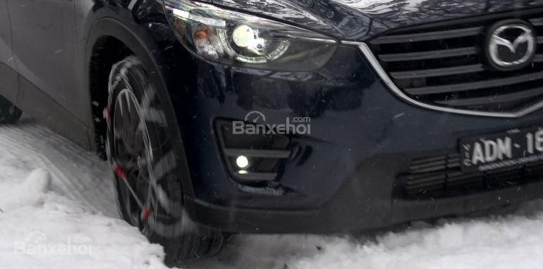 10 mẹo lái xe Mazda CX-5 2015 an toàn trên đường tuyết