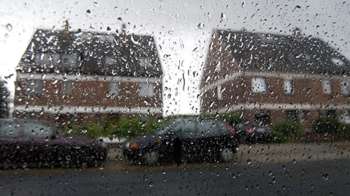 10 nguyên tắc lái xe an toàn dưới trời mưa