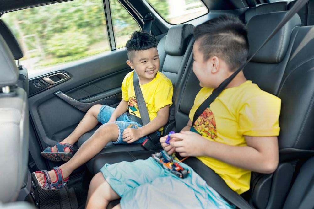 Bí quyết lái xe an toàn khi đưa trẻ nhỏ đi du lịch
