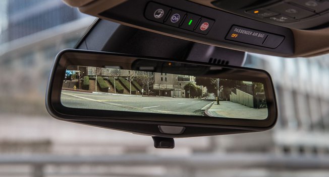 Chỉnh kính chiếu hậu thế nào để an toàn khi lái xe ô tô?