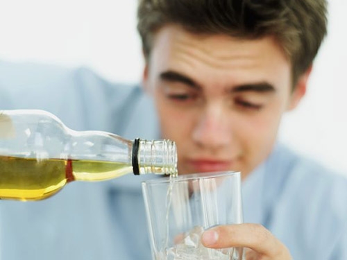 Các cách giảm ngay cảm giác say rượu