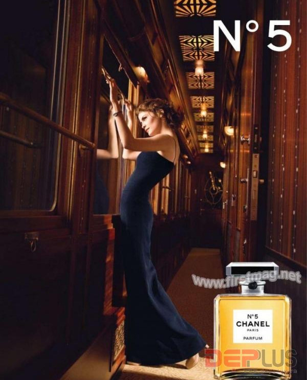 6 phụ kiện thời trang kinh điển của thương hiệu Chanel